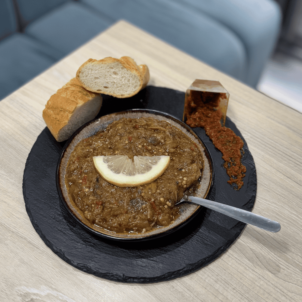 Zaalouk – Berenjenas asadas con especias marroquíes.